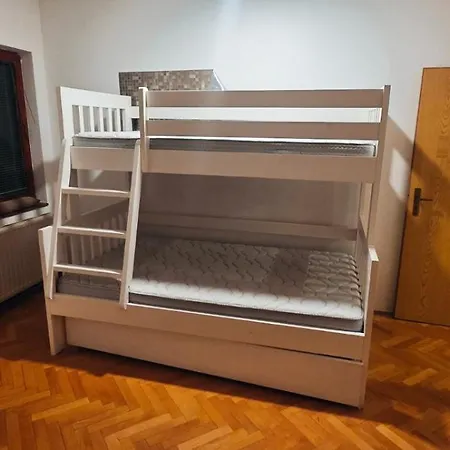 Cinema Apartman