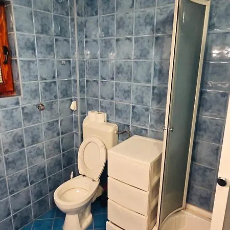 Cinema Apartman *