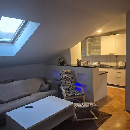 Apartman Cinema